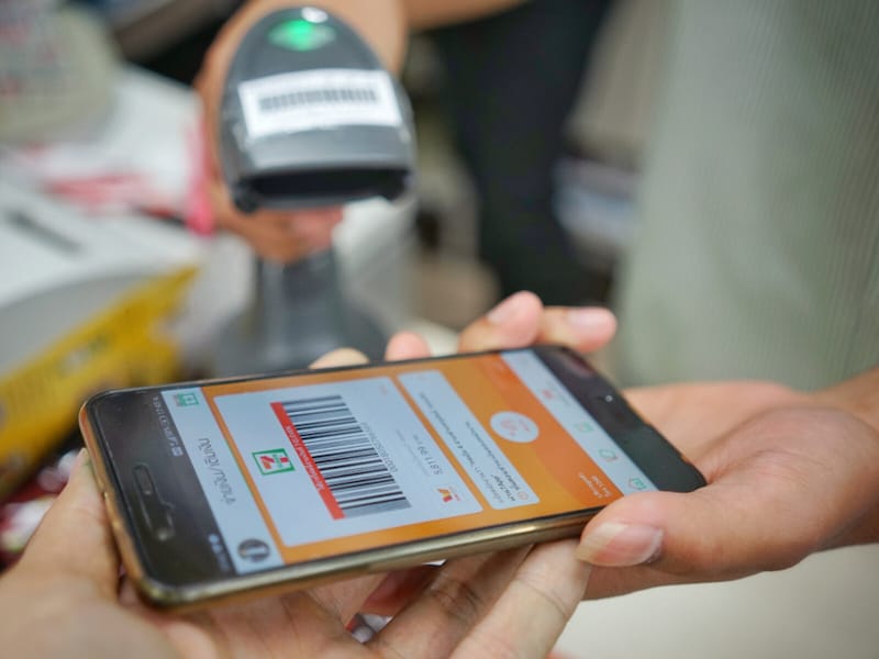 300人が選ぶ「好き＆よく使うクーポンアプリ」ランキング！ 2位「セブン-イレブン アプリ」、1位は？【専門家の解説も】