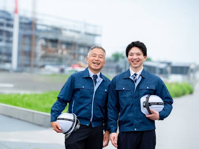 在職老齢年金で年金が減額されましたが退職予定です。老齢厚生年金を満額に戻すには申請が必要ですか？