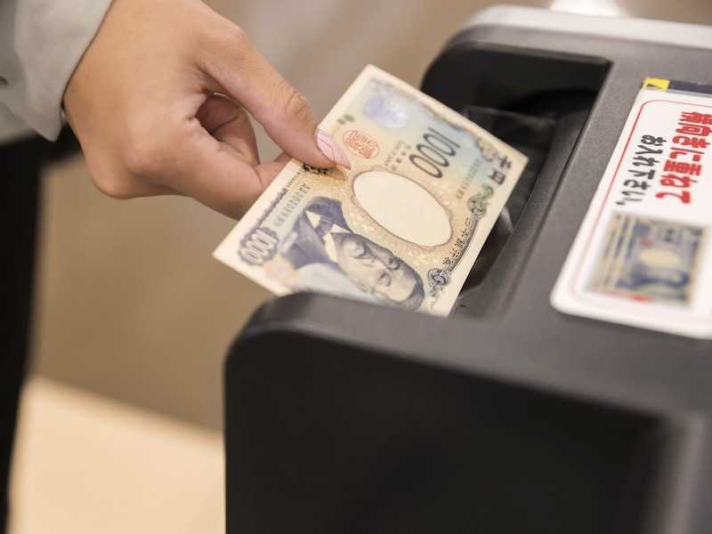 結局後悔するのに…世帯年収800万円・38歳女性が「新生活シーズン」になるとつい買ってしまうもの