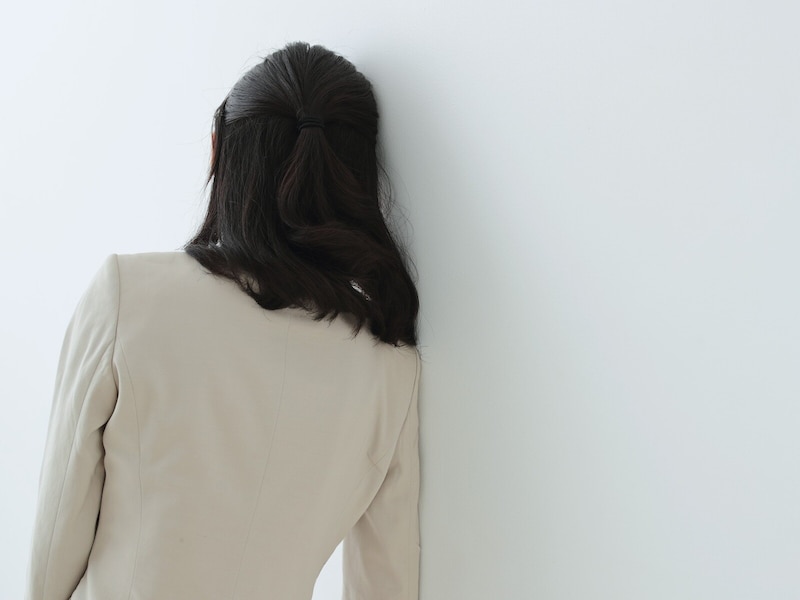 将来に備えたいけど「貯蓄に回す分のお金も使わざるを得ない状況」世帯年収400万円・53歳女性の嘆き…