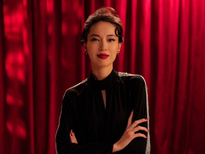 Netflixシリーズ『地獄に堕ちるわよ』占い界を支配した女王・細木数子の人生ドラマはなぜ面白いのか