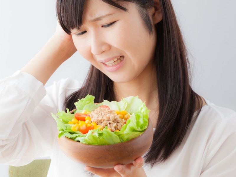 Q. 野菜サラダをたくさん食べているのに痩せません。何がダメなんでしょうか？