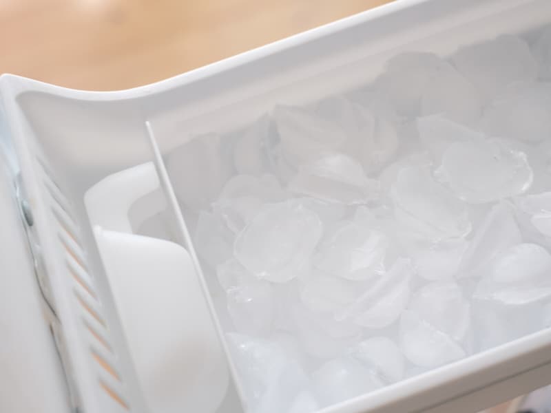 Q. 氷を使わない人は「自動製氷機能」をオフにした方がいいですか？
