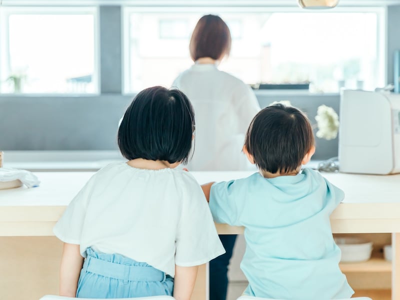 43歳女性「息子は習い事なしでも幼稚園代が月3万円」貯蓄できない世帯年収680万円の片働き家計