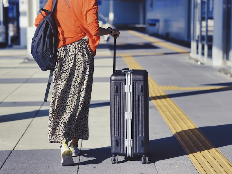 「絶対に必要なものではなかった」自営業・35歳女性が旅行のために“真っ先に削った”月2万円の支出