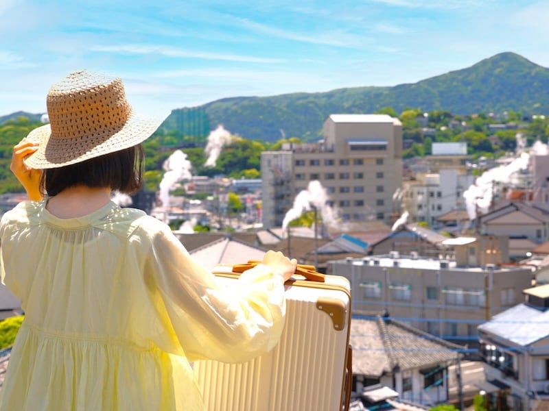 「日常の一時的な我慢は、非日常のための投資」世帯年収400万円・30歳女性が旅行のために削った支出