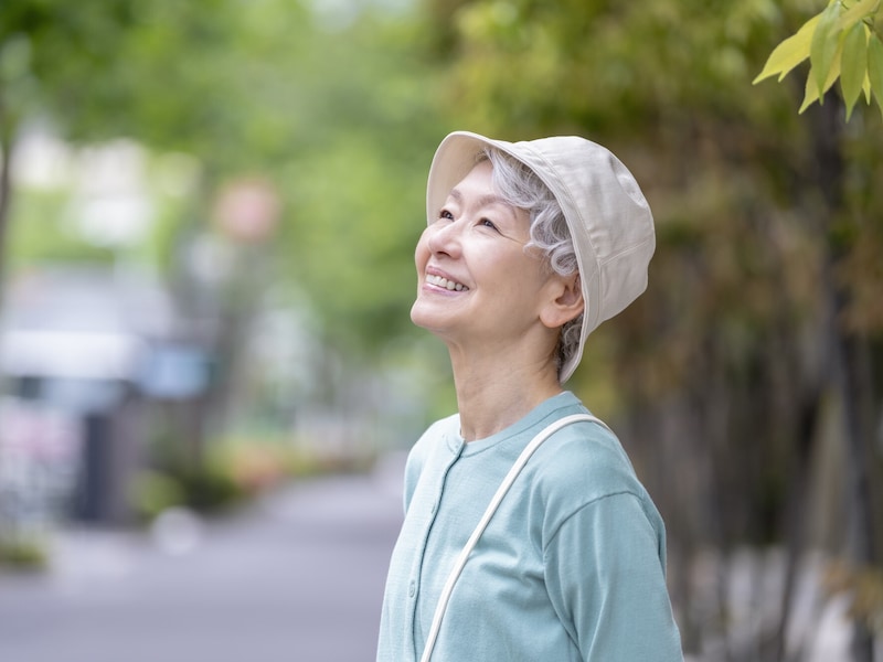 9年前に大病を経験しました。年金生活ですが、体力があるうちに旅行へ行ったほうがよいのでしょうか？