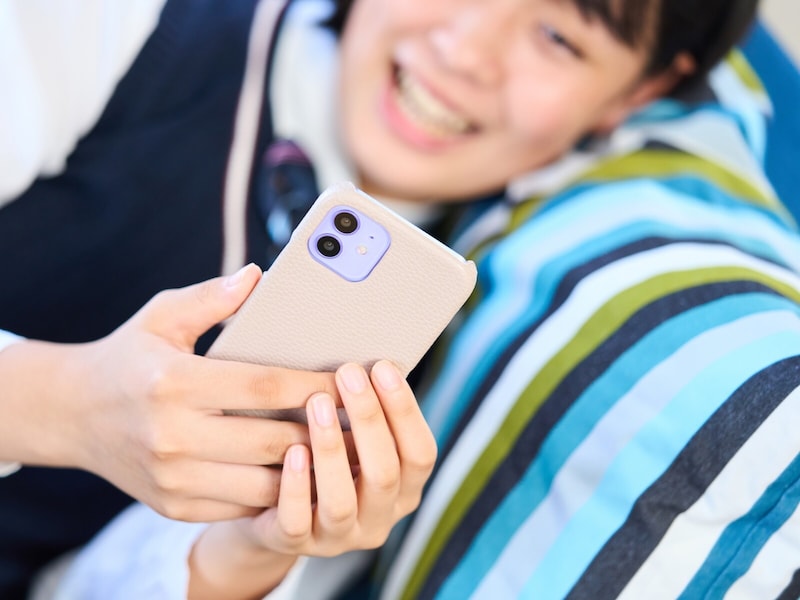 「これ、すごいよ！」中2息子が夢中の“衝撃動画”。「ドパガキ」化するわが子が心配でたまらない