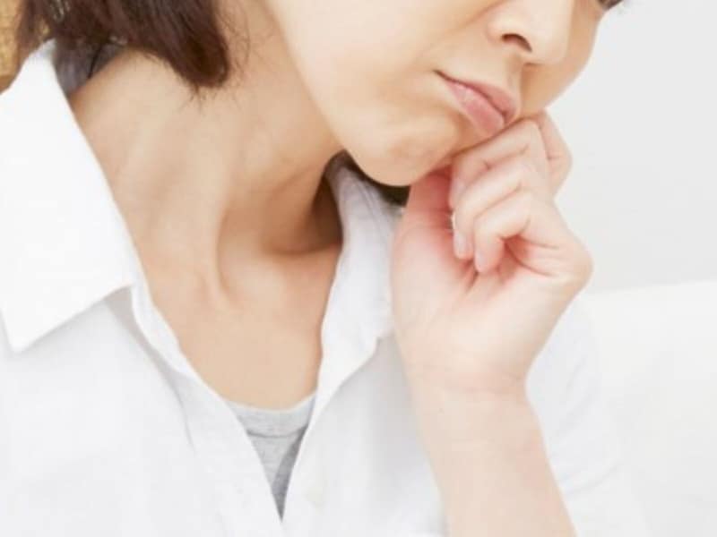「人には相談しにくくて……」「年齢のせいかと」更年期の女性に、なぜ膀胱炎が多いのか【医師が解説】