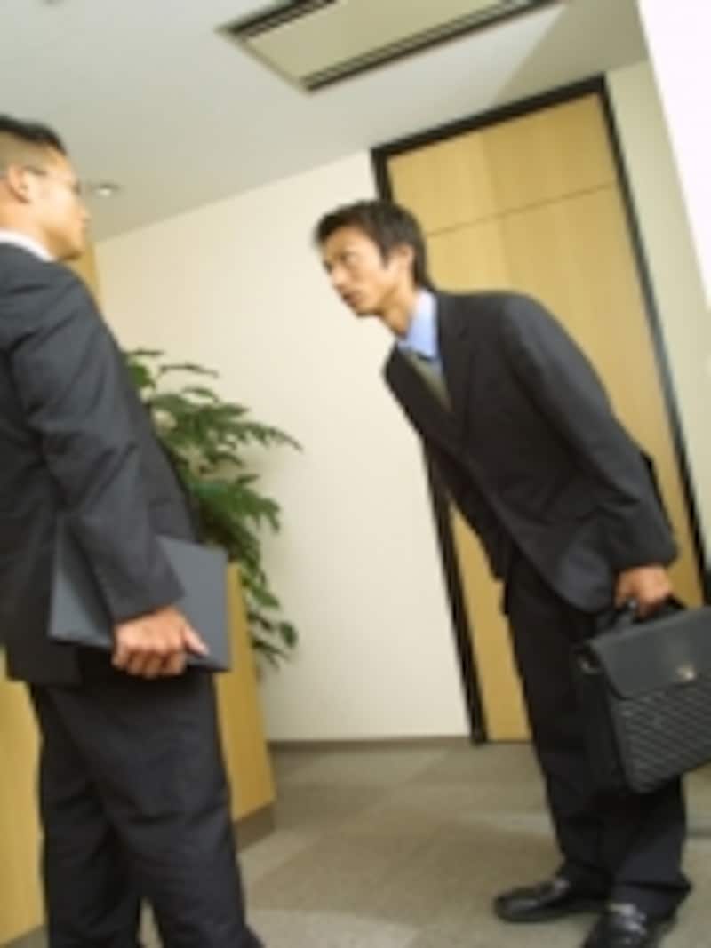 取引先から保険営業の人を紹介されることも