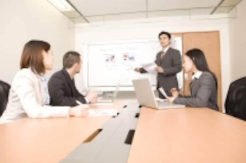雇用の多様化が進み、非正社員の労働者が増えている。正社員とそうでない場合、収入にどれくらい差がでる?