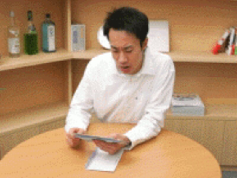 常用労働者1人当たりの平均月収が昨年度より微減。サラリーマンにとって厳しいお財布事情は続きそう