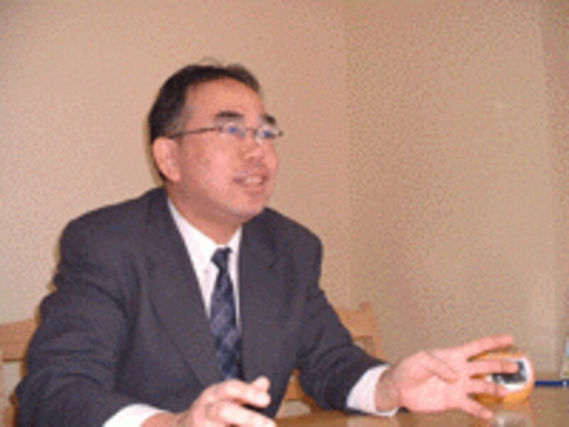 「離婚110番」主宰の澁川良幸さん。離婚について年間1800件ほどの相談をこなしている