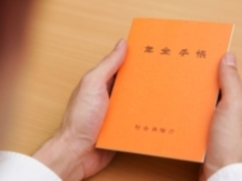 60歳代前半の老齢厚生年金の報酬比例部分、定額部分共60歳からフルに受け取れるのは、男性昭和16年(女性昭和21年)4月1日以前生まれに限られる