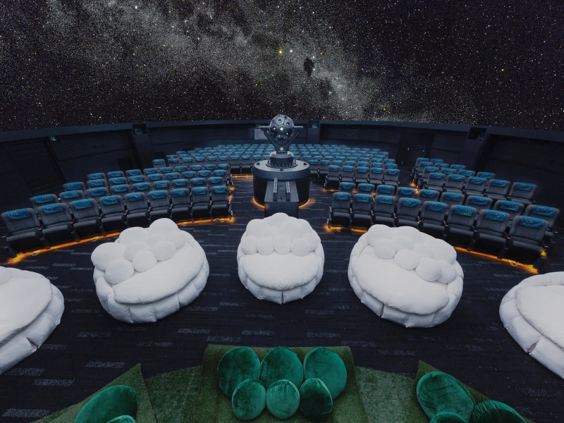 コニカミノルタ プラネタリウム“満天”