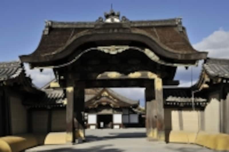 全てが豪華絢爛な二条城では、徳川家の過去の栄華を感じられます。