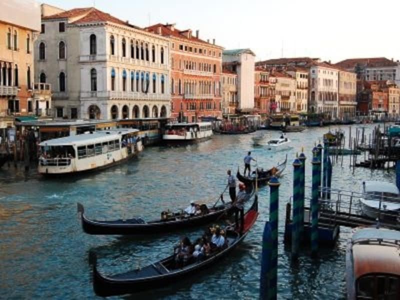 夢の国のようなヴェネチア水上都市 。©sawabon