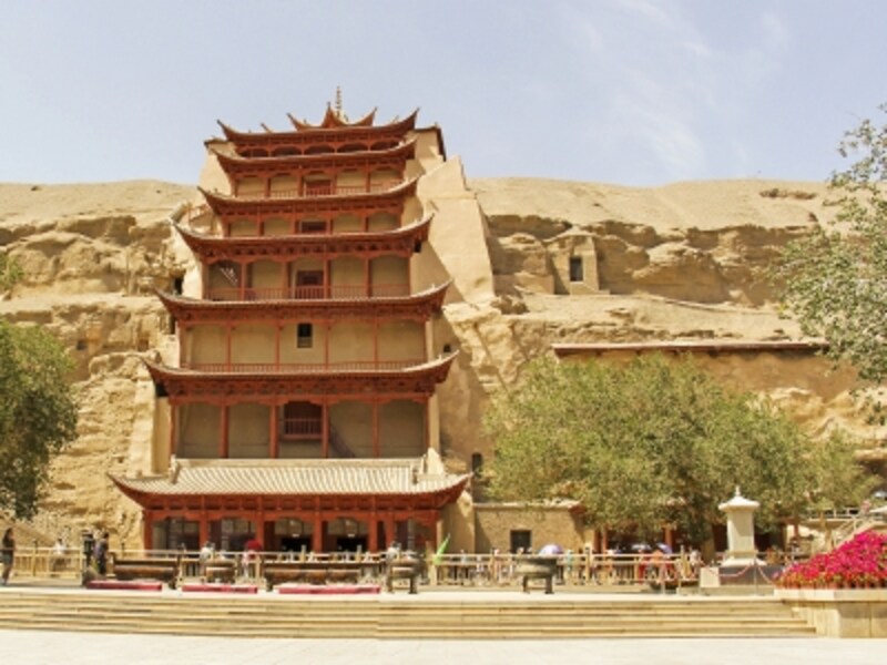 中国の世界遺産「莫高窟」、第96窟の九層楼