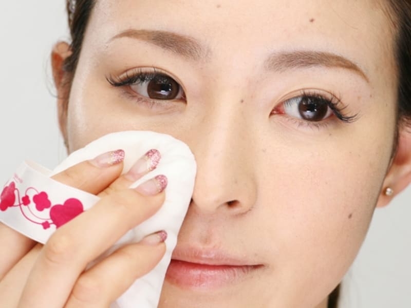 大きめのパフを使用するとキレイに仕上がる