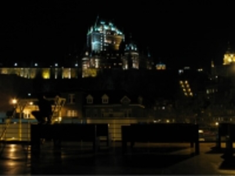 フェリーから見たケベックシティ旧市街の夜景