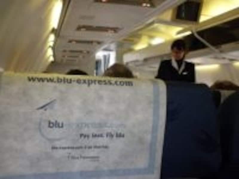 格安航空会社として人気にあるブルーエキスプレス機内