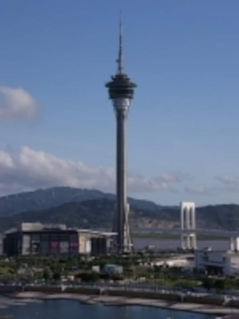 大型レジャーランドという一面も併せ持つマカオタワー