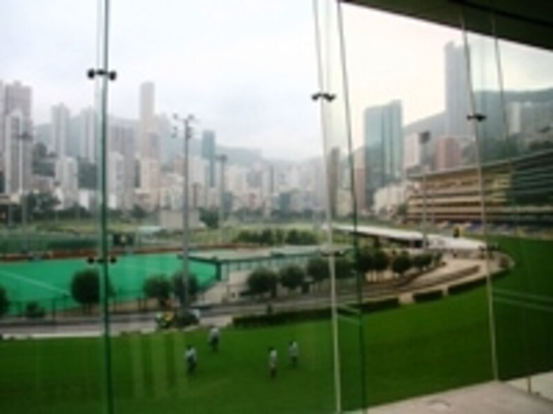 敷地内には競馬博物館もあり