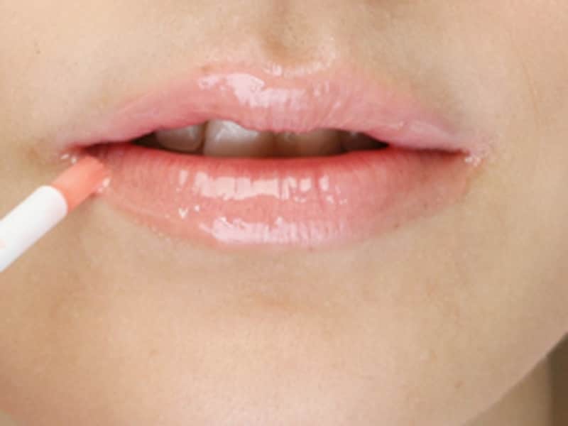 ピンクのキレイな色のグロスを選んで！