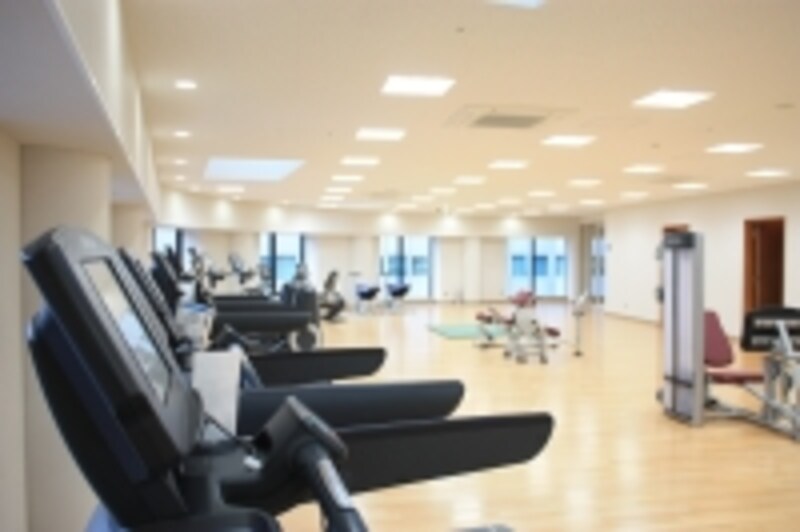 「平河町森タワーレジデンス」と同じく、「ラトゥール新宿」に導入されていたマシンは『ライフフィットネス』社製