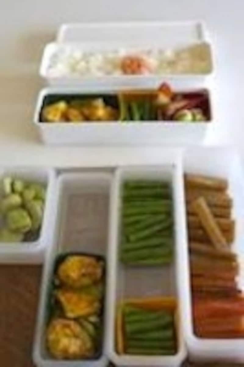 あらかじめシリコンカップに小分けして、お惣菜は保存しておきましょう！