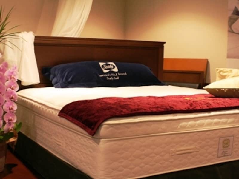 USAサイズだからゆったり ベッドもラグジュアリーにSealyで