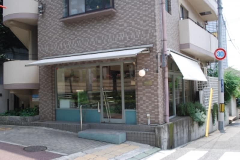 こじんまりとして派手さのない「ダニエル」