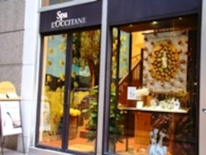 入口からプロヴァンスの雰囲気が漂っている