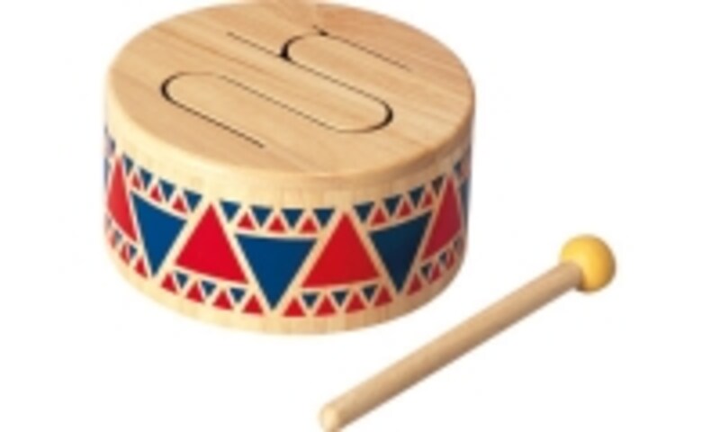 やわらかな音色の木製のドラム
