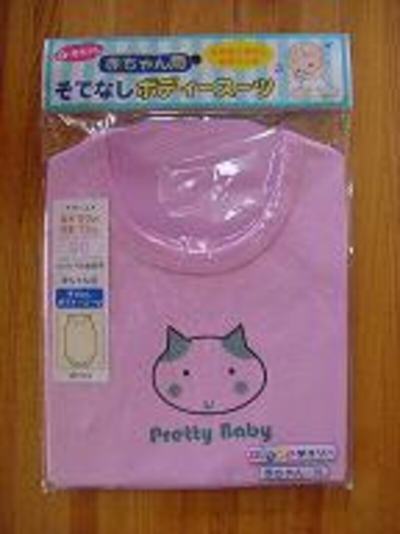 そでなしボディースーツ