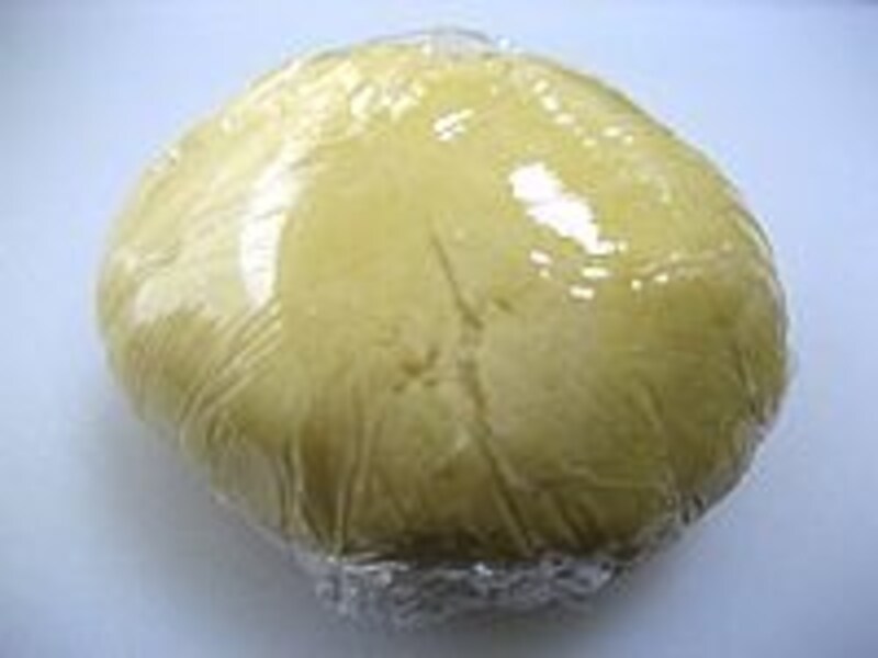 冷蔵庫で休ませます