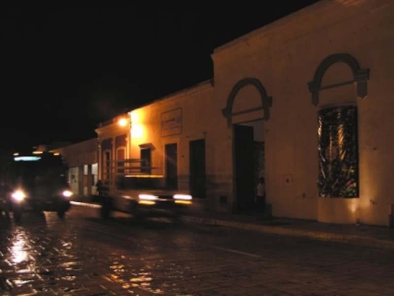 人通りのない道は避けたいもの