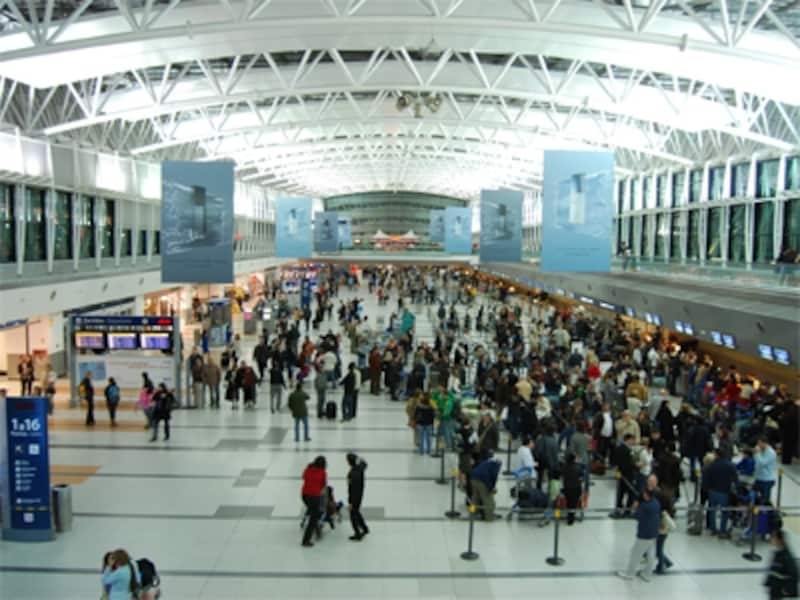 エセイサ国際空港は、ブエノスアイレスの玄関口