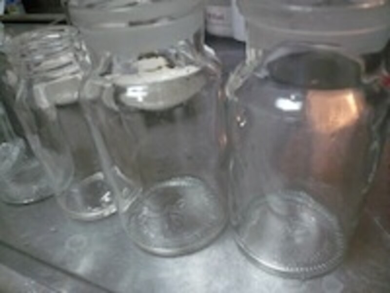 油とこびりつきで汚かったボトルがぴっかぴか！undefined楽ちんにさっぱりできるとっておきの方法です。