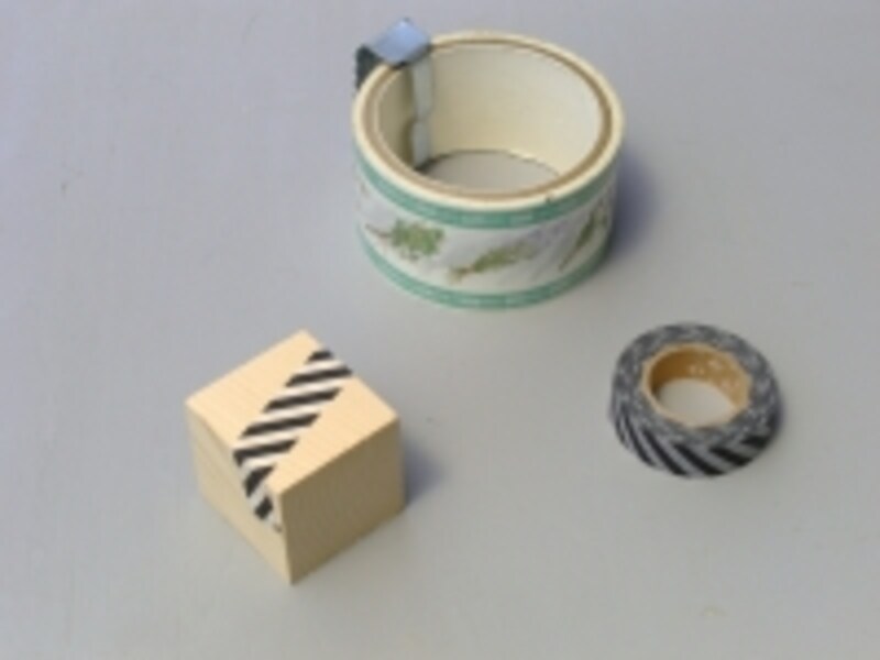 柄や幅の種類が豊富にあります