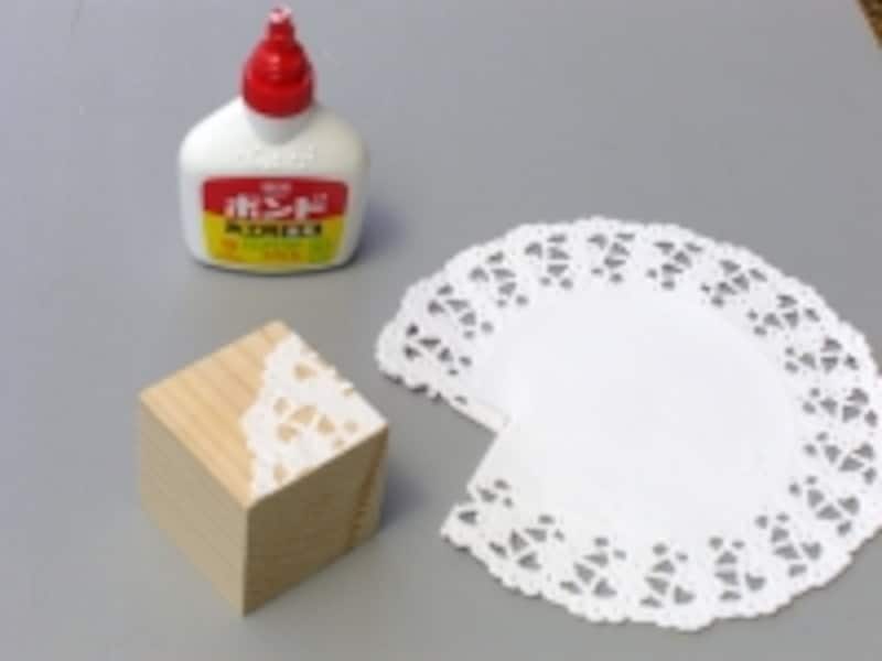 レースの一部を切り取っています