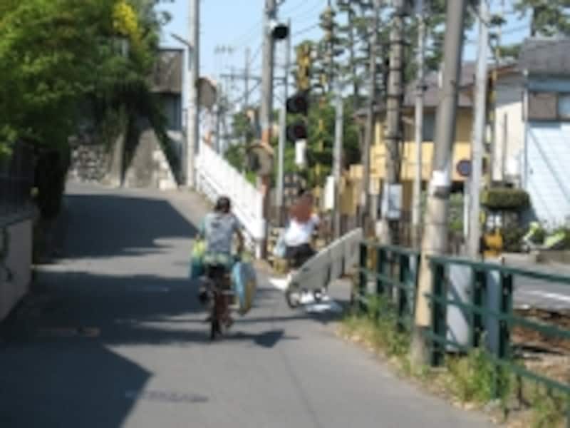 海沿いの他の街に比べれば数は少ないが、ボードを積んで走る自転車もしばしば見かけた