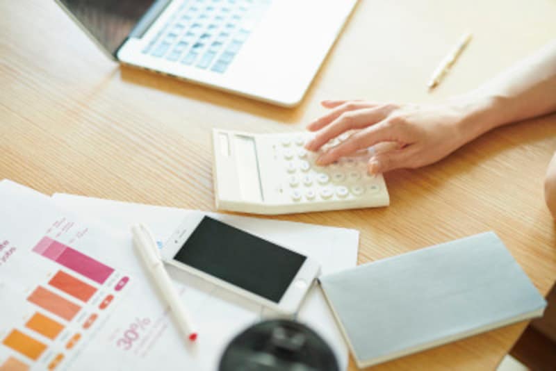 源泉徴収税額とは 年末調整と返金 払い戻しの仕組み 動画で解説 年末調整 All About 源泉徴収税額とは 年末調整と返金 払い戻しの仕組み 動画で解説 年末調整 All About