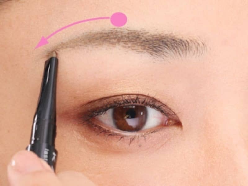 眉山~眉尻はペンシルでしっかり