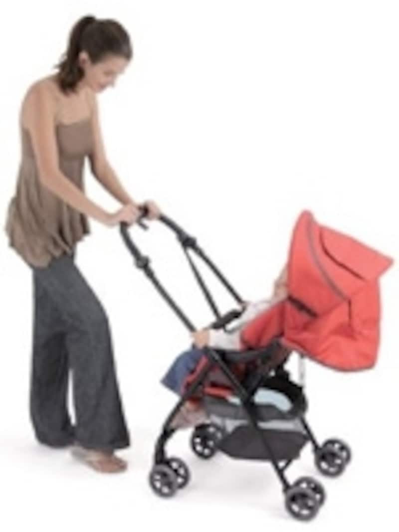 赤ちゃんの様子を見ながら歩くのは、親子のコミュニケーションにもつながる【画像提供Amazon】
