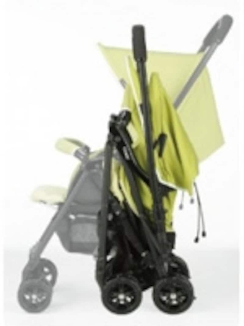 片手で立ったまま開閉できるのは、両対面型ならではのメリット【画像提供<a href="http://www.amazon.co.jp/dp/B001VH8GFM/?tag=aajg-793-22&linkCode=as1&creative=6339allabout-22" target="_blank">Amazon</a>】