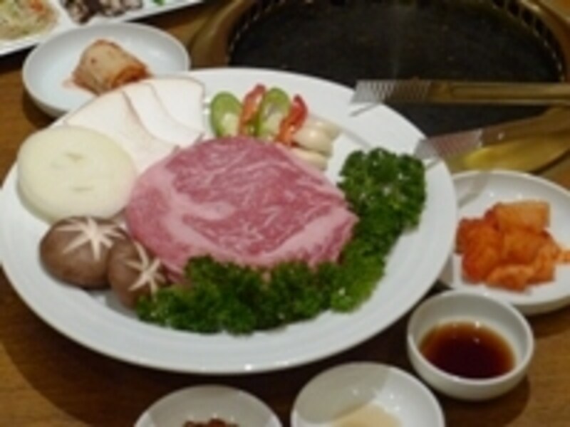 同じフロアに他の料理のレストランも入っている