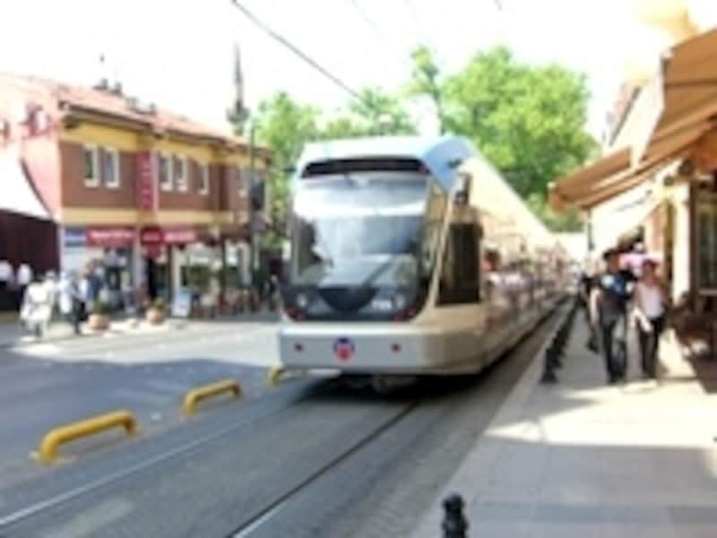 地下鉄は少ないけれど、路面電車がある町は多い