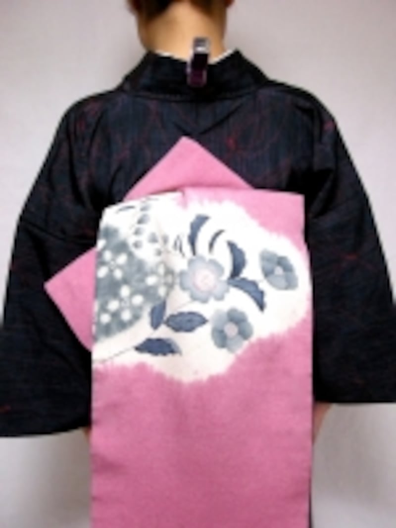 帯枕は真っすぐになるように