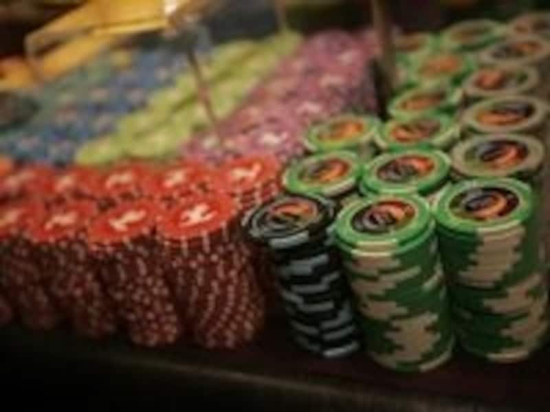 現金と交換するチップ。(c) City of Dreams